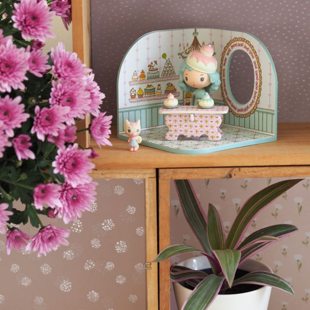 Djeco Tinyly Tiny Shop- Charlie