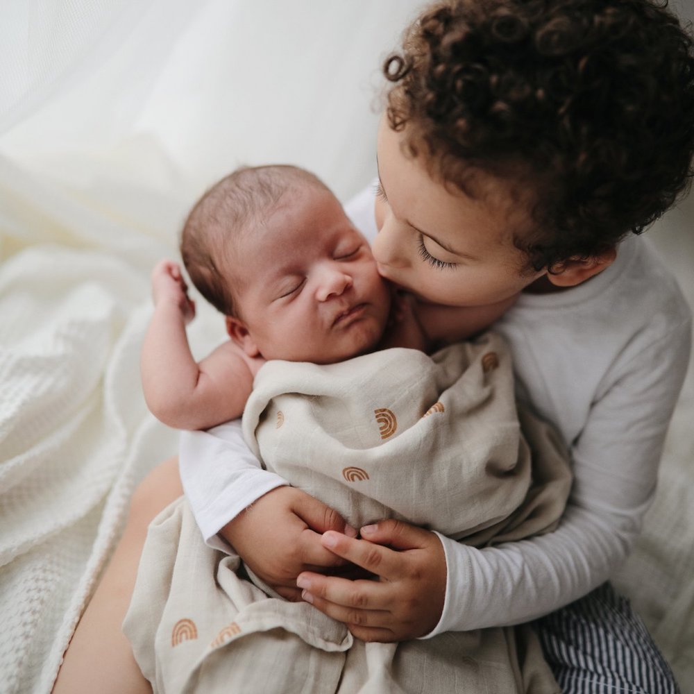 Mushie Organic Cotton Muslin Baby Swaddle - Rainbows