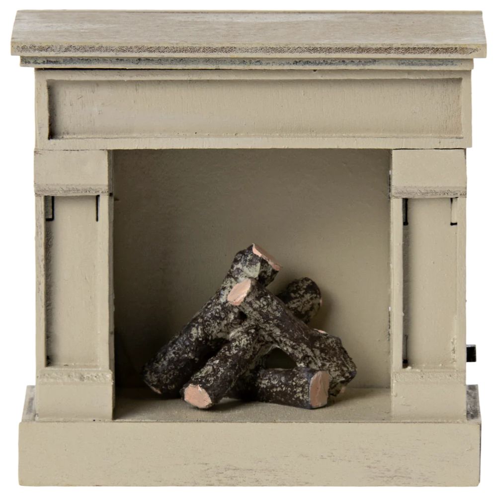 Maileg Fireplace Mouse - Off white