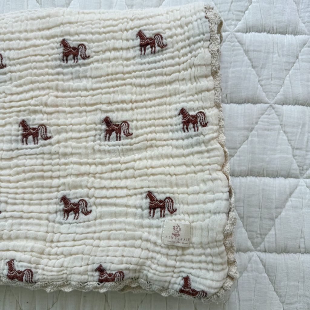 New Grain Layered Gauze Blanket - Pony