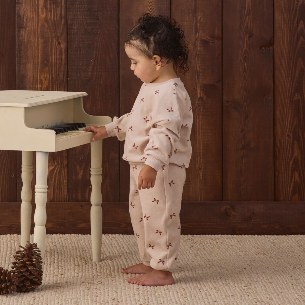 Quincy Mae Velour Relaxed Sweatpant Red Bows