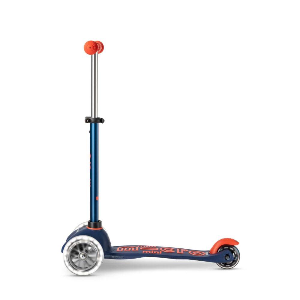 MICRO Mini Deluxe LED Kickboard - Navy