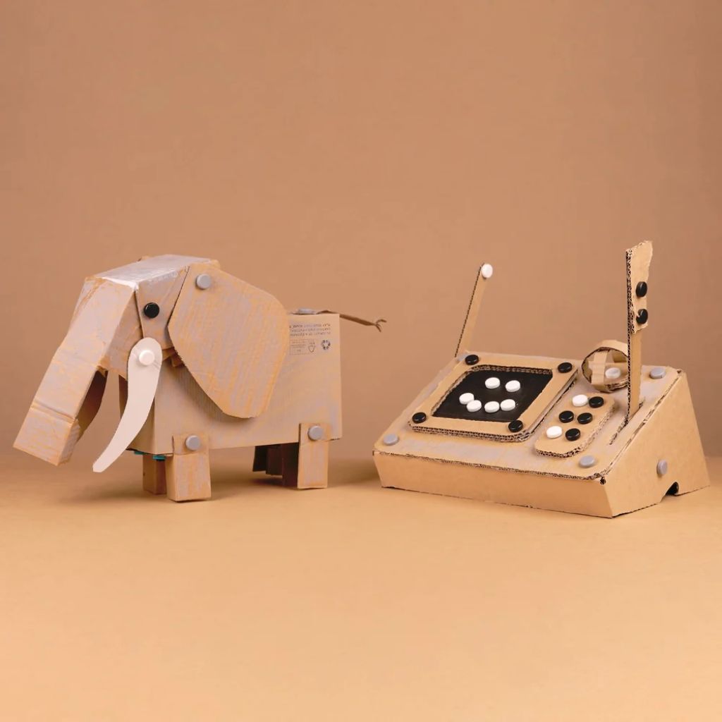 Makedo Scru-Dot Time Machine