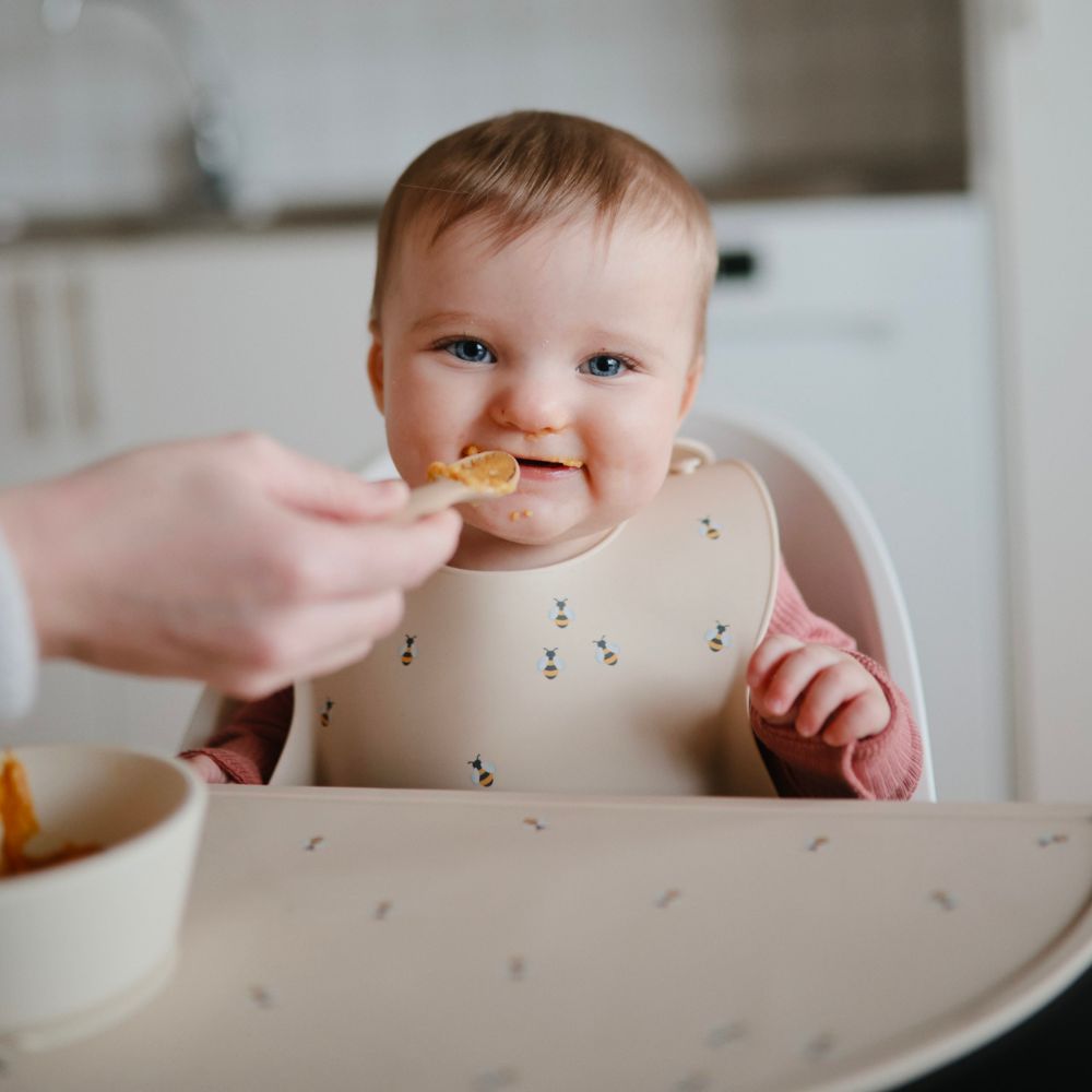 Mushie Silicone Baby Bib - Bees