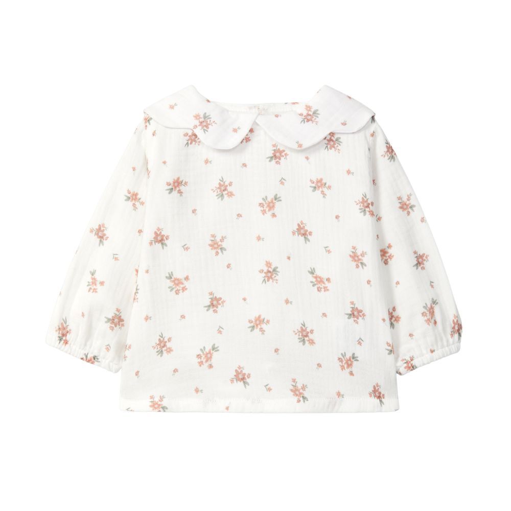Snug Delicate Floral Blouse