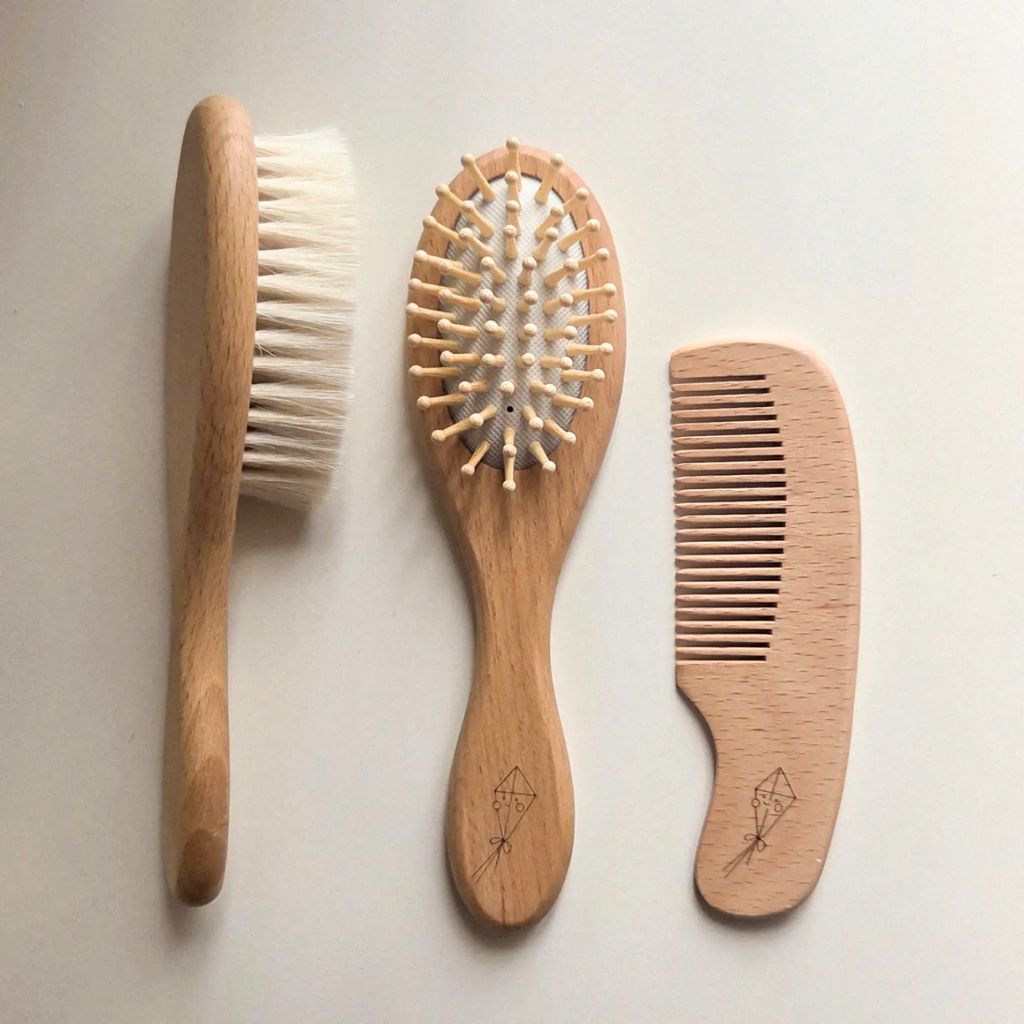 Menoum Hair Brush and Comb Set