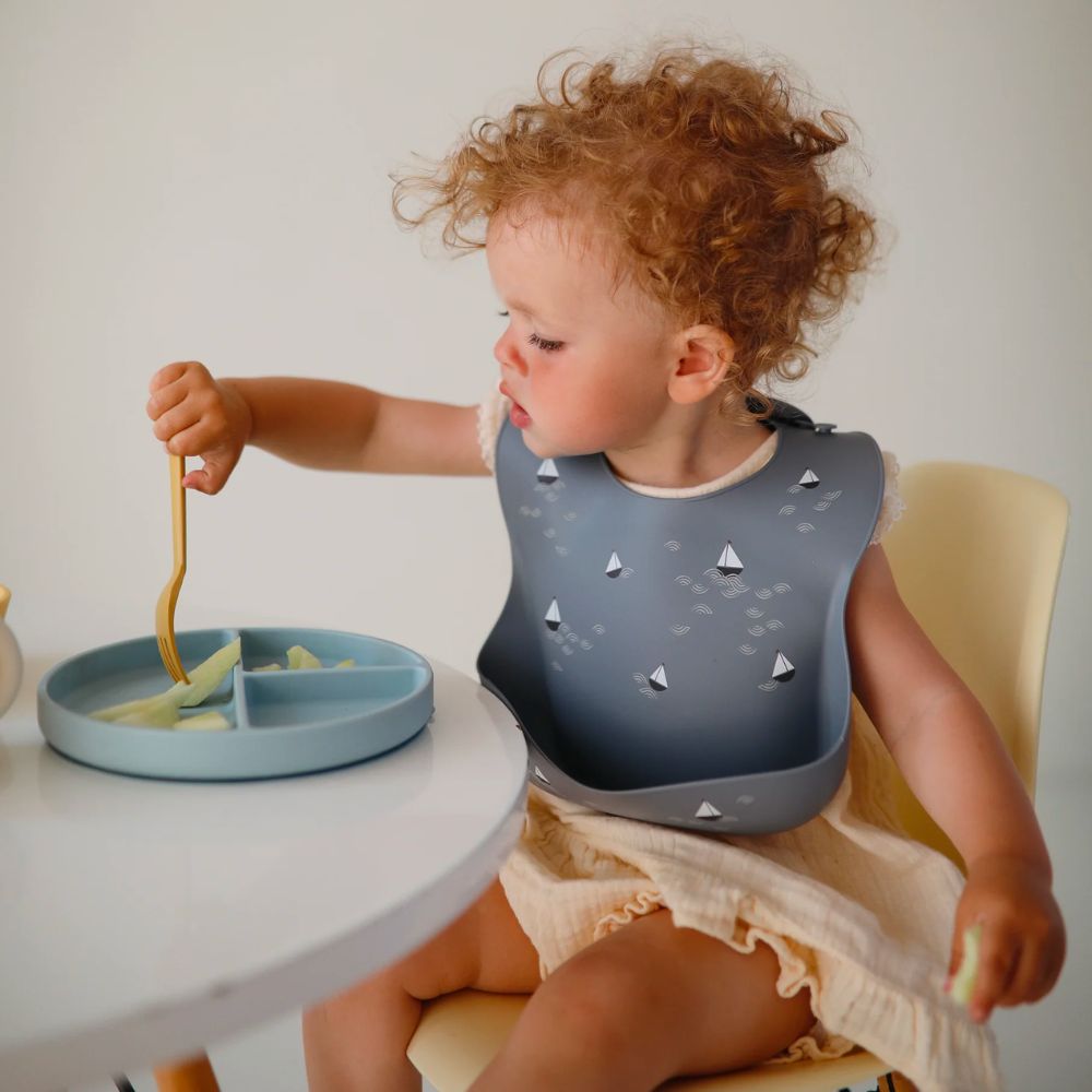 Mushie Silicone Divided Suction Plate - Powder Blue