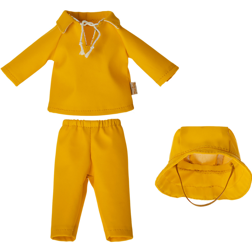 Maileg Rainwear with Hat for Teddy Dad