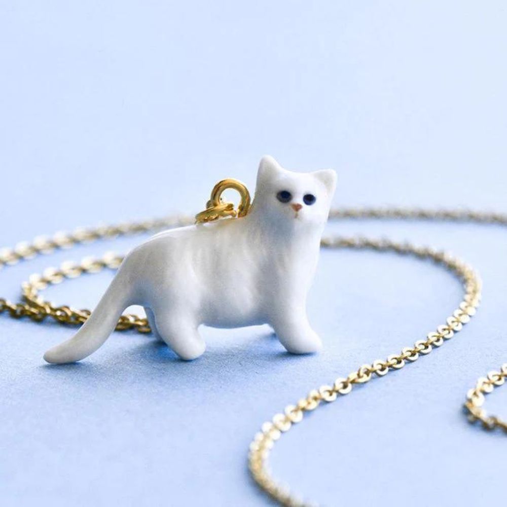 Necklace on sale for cat