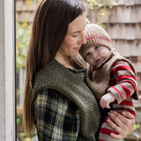 1 + in the Family LOUISE beige baby knitted beanie with a pom-pom and burgundy stripe