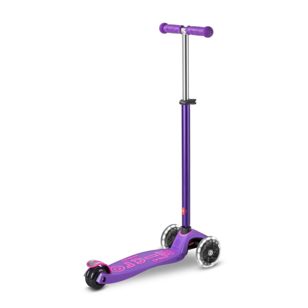 MICRO Maxi Deluxe LED Kickboard - Purple