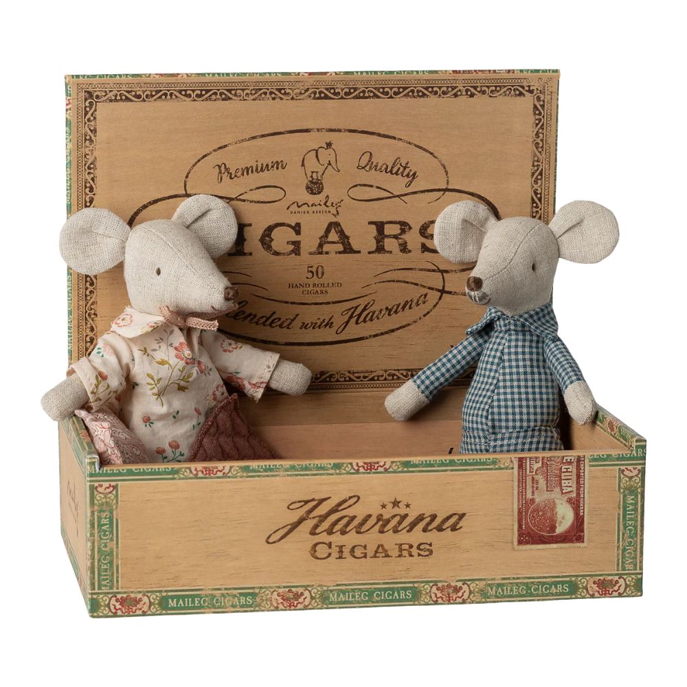 Two stuffed mice in a decorative Havanna Cigars box