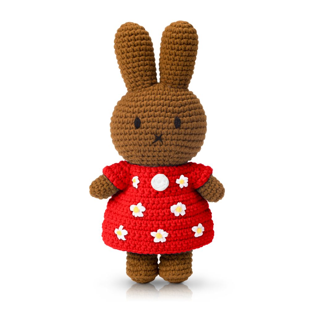 Melanie Handmade and her Little Red Flower Dress