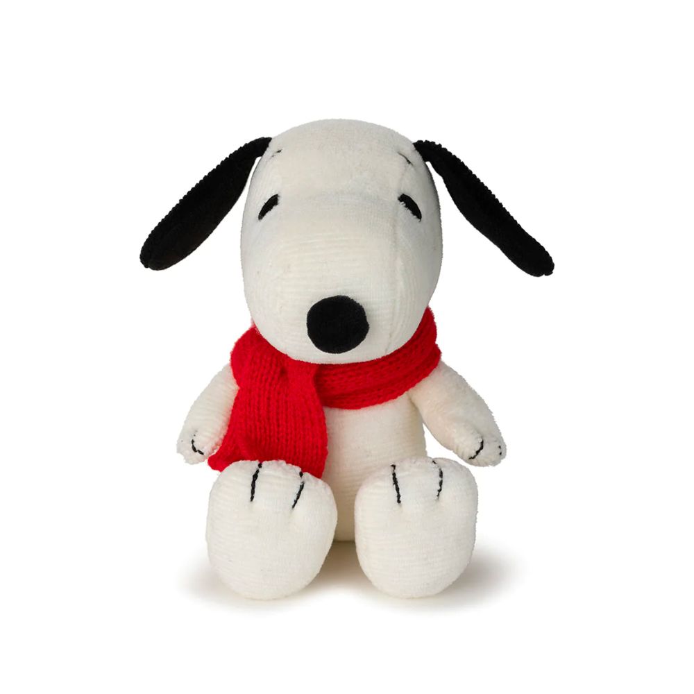 PEANUTS Snoopy Sitting with Scarf 7" × 4