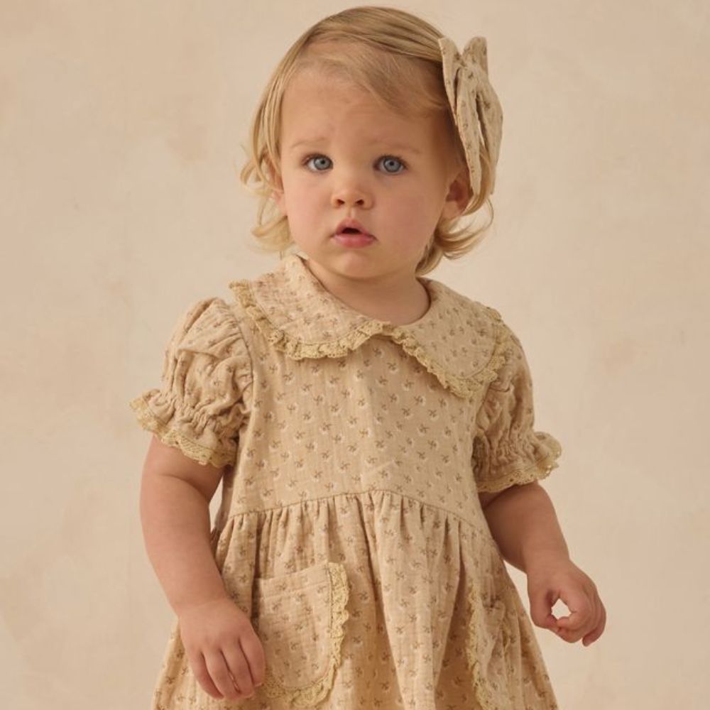 Quincy Mae Bow French Flora