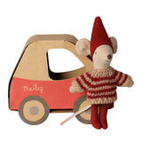 Maileg Christmas mouse, Little sister in car box