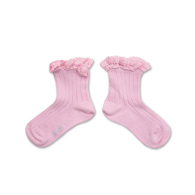 Collegien Lili Short ribbed socks with lace Rose Dragee