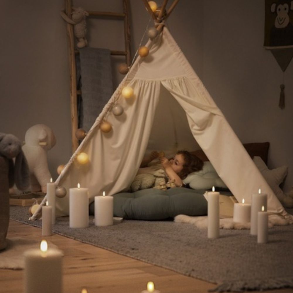 Uyuni LED Pillar Candle - Nordic White 8x10cm