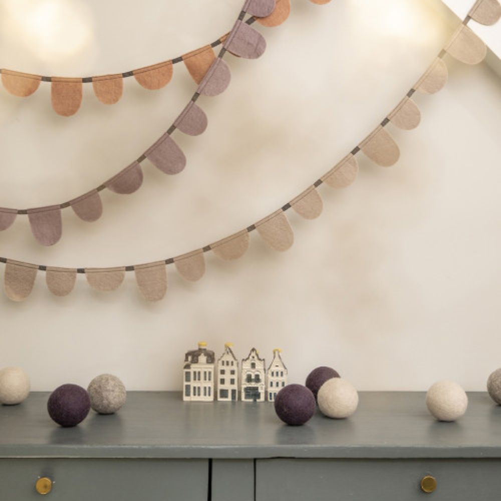 Muskhane Round Flag Garland - Iris 200cm