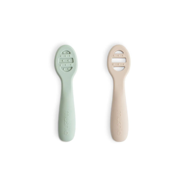 Mushie First Feeding Baby Spoons 2-Pack - Cambridge Blue/Shifting Sand