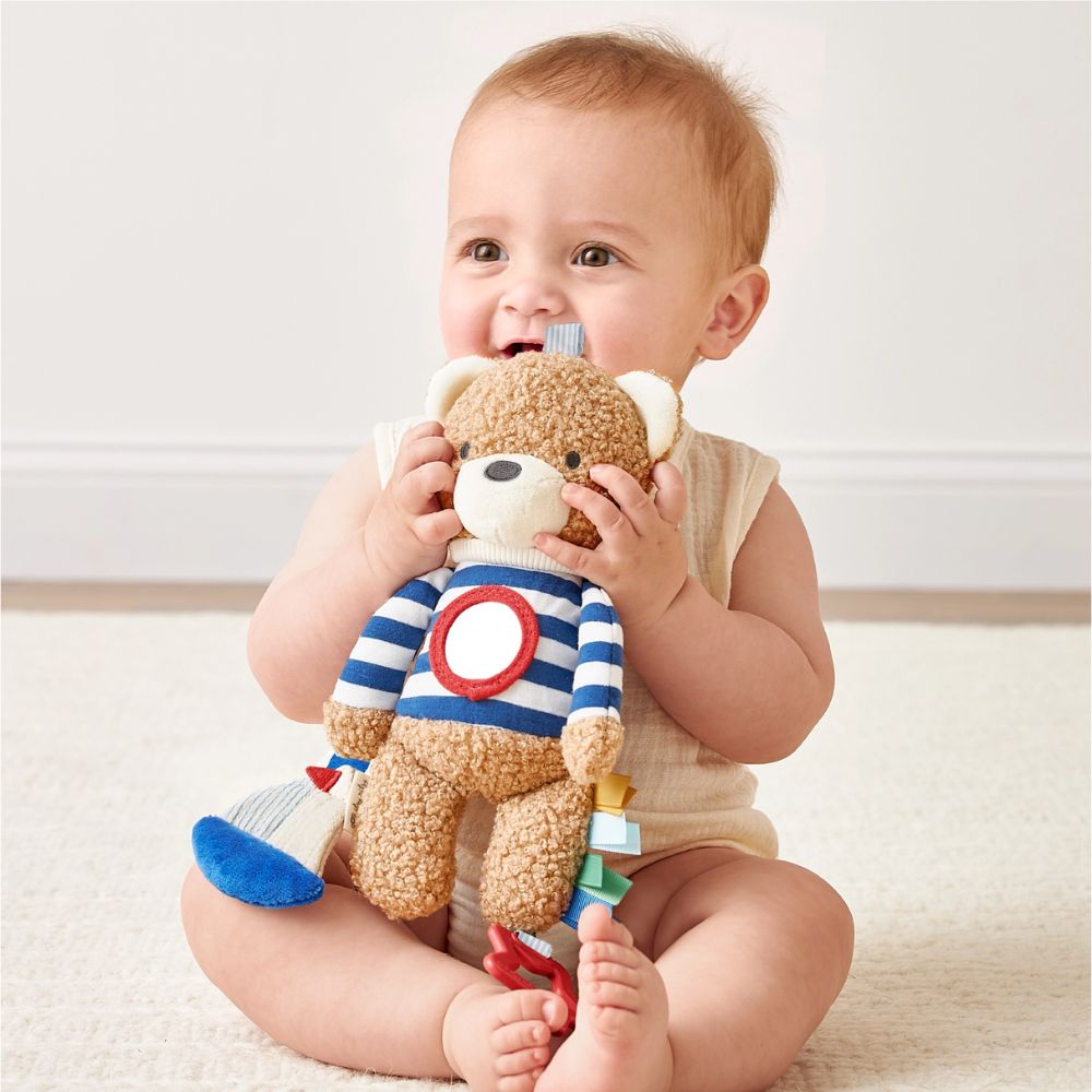 Itzy Ritzy - Bitzy Traveler Bear