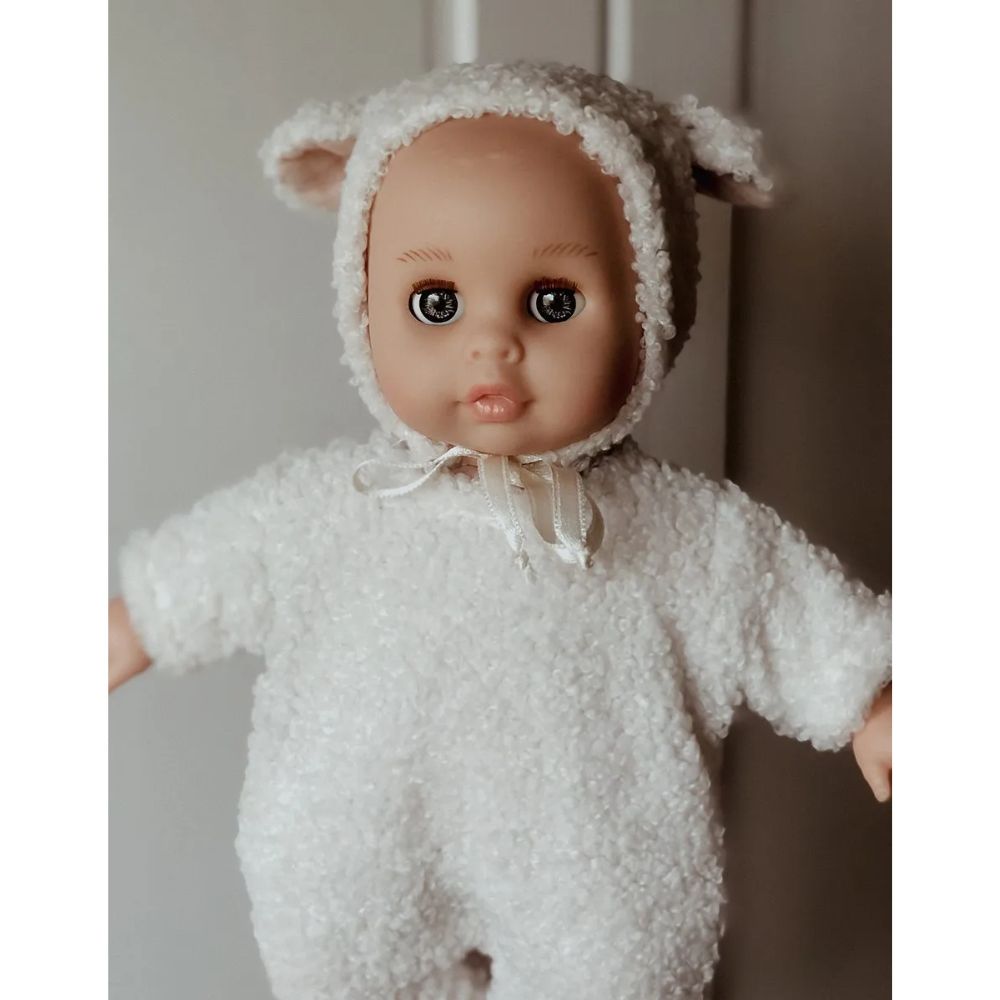 Minikane Célestine Baby Doll 26cm - Sleepy Eyes in Lamb Ecru Outfit